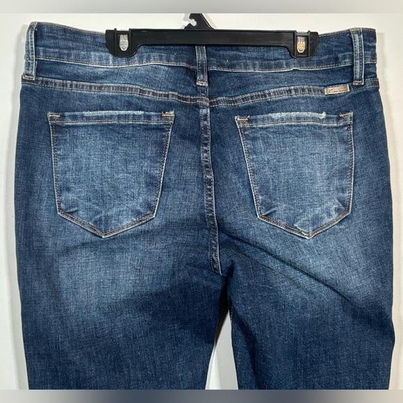KanCan Women’s Distressed Skinny Jeans Size 13/30 Dark Wash Raw Frayed Hem - Picture 4 of 11